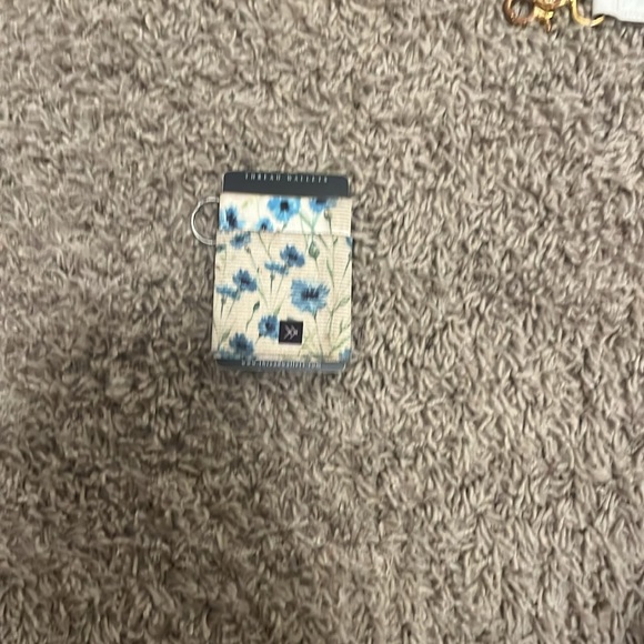 thread wallet bundle - Picture 2 of 6